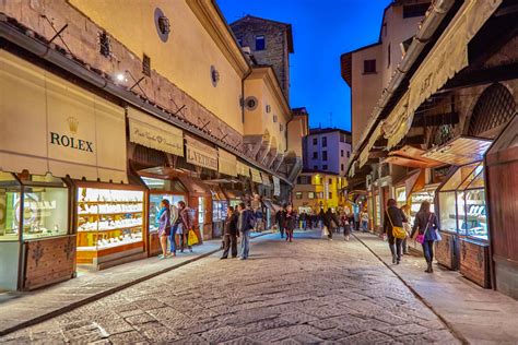 shopping in florence italy outlets.